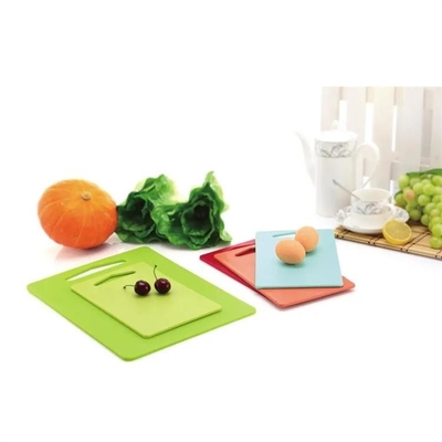 Hachoir de couleur de cuisine de planche à découper non de PE en plastique multi maniaque de glissement