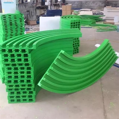 Rail à chaînes en plastique de voie de guide du convoyeur de fente de la bande d'usage de polyéthylène T UHMWPE
