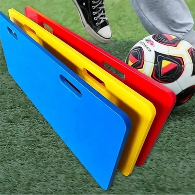 Panneau de mur de rebond du football de pliage de polyéthylène haute densité pour la formation du football