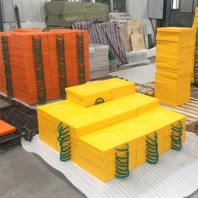 Le tangon mobile de HDPE de Crane Truck Stabilizer Leg capitonne la plate-forme avec la poignée