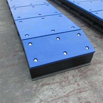 Terminal ultra-haut du polyéthylène UHMWPE Marine Fender Pad For Roro de poids moléculaire