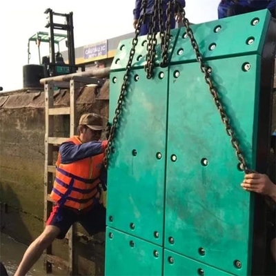 Panneau en plastique d'amortisseur d'anti HDPE de corrosion faisant face à des conseils de protection de coussin de dock de protection
