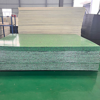 Matériau de revêtement HDPE moulé avec une résistance chimique supérieure